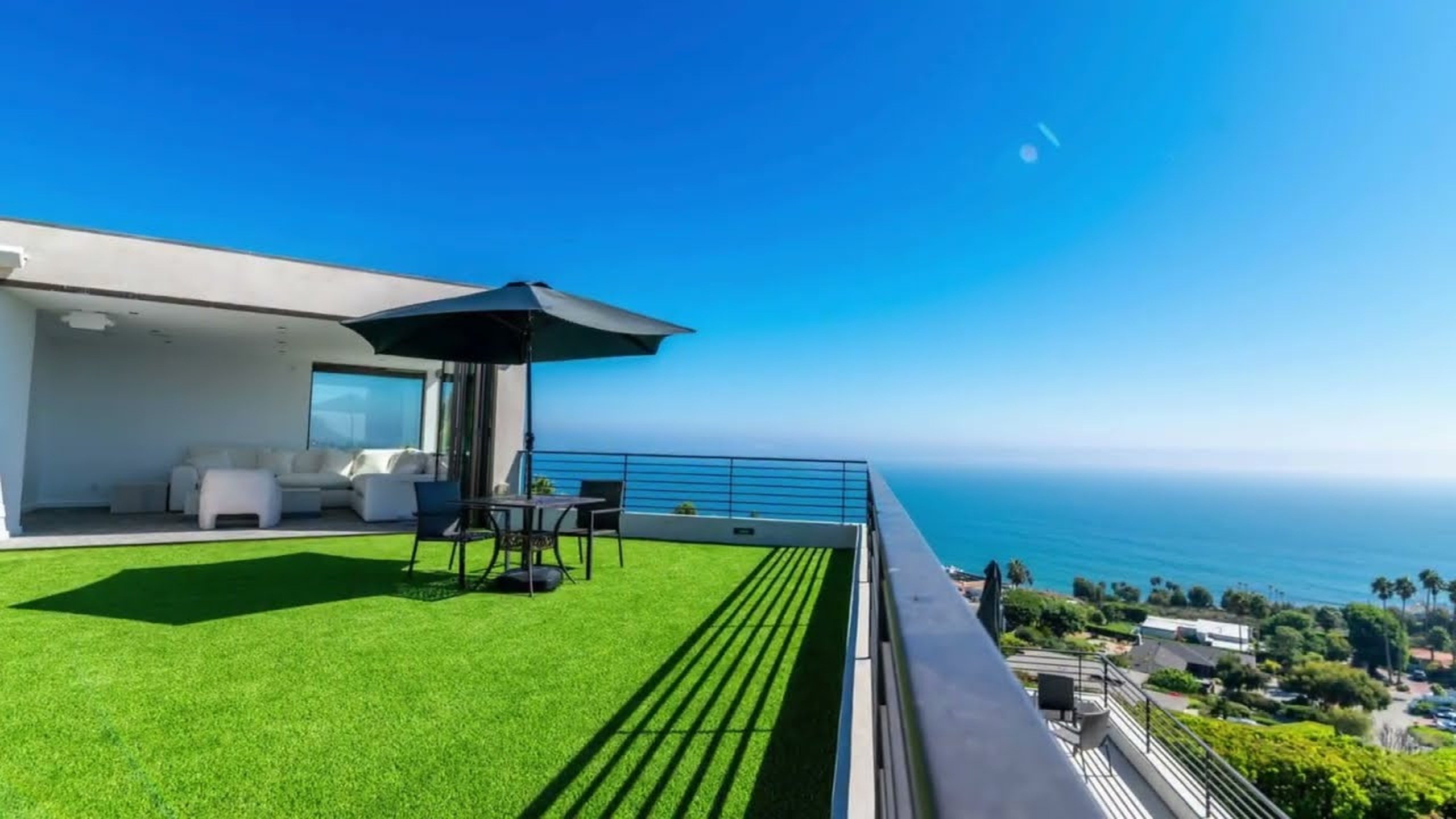 Rise in Malibu — Malibu, California, United States