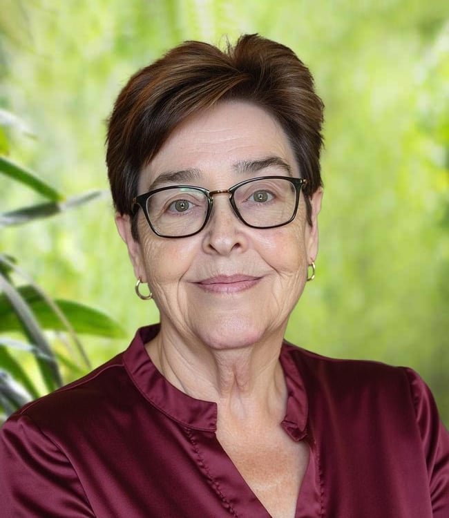 Professor Elisabeth Weiss — Specialist Psychiatrist at White River Manor