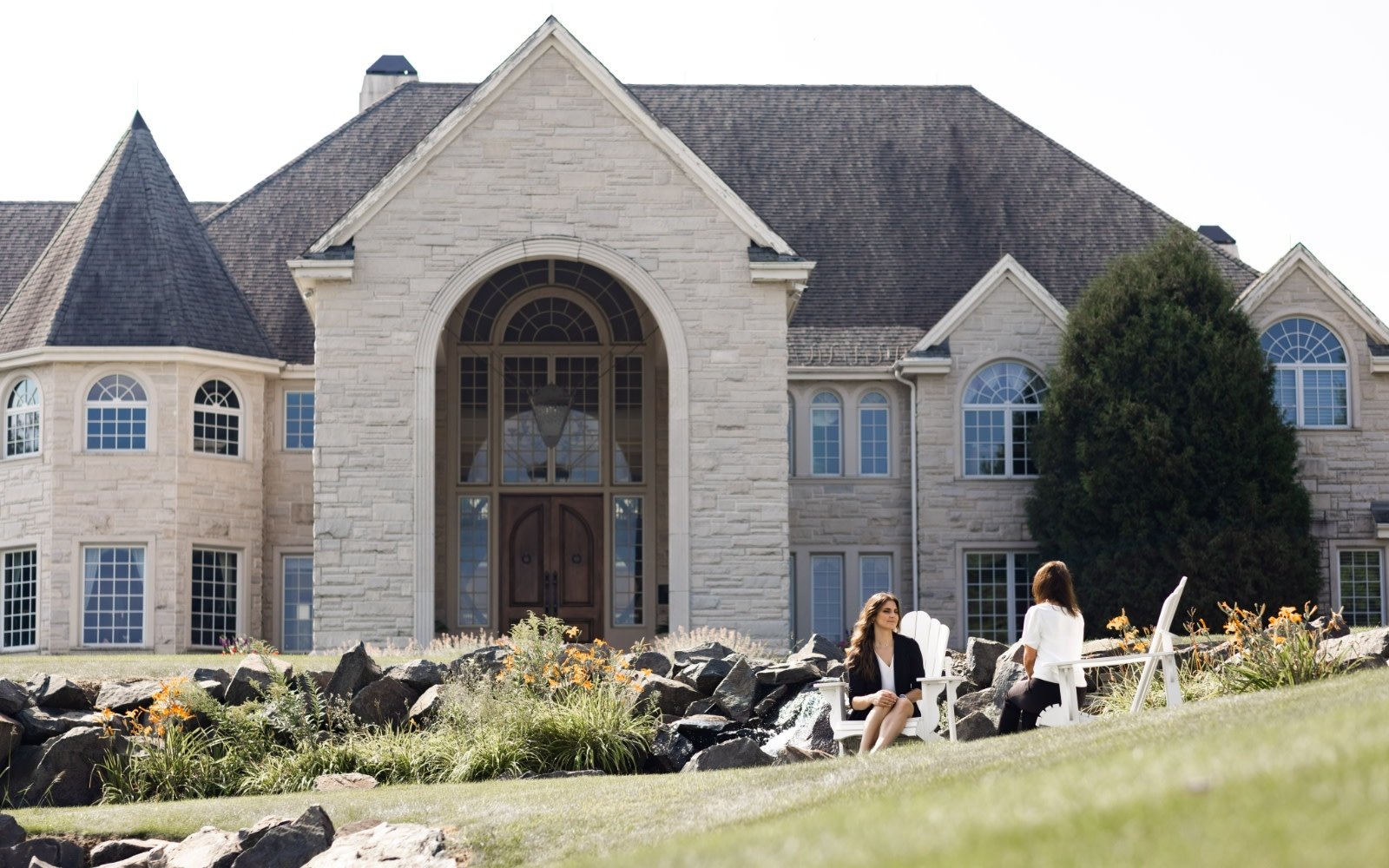 The Manor, image 2