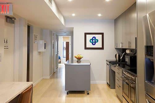 Ascendant New York — setting