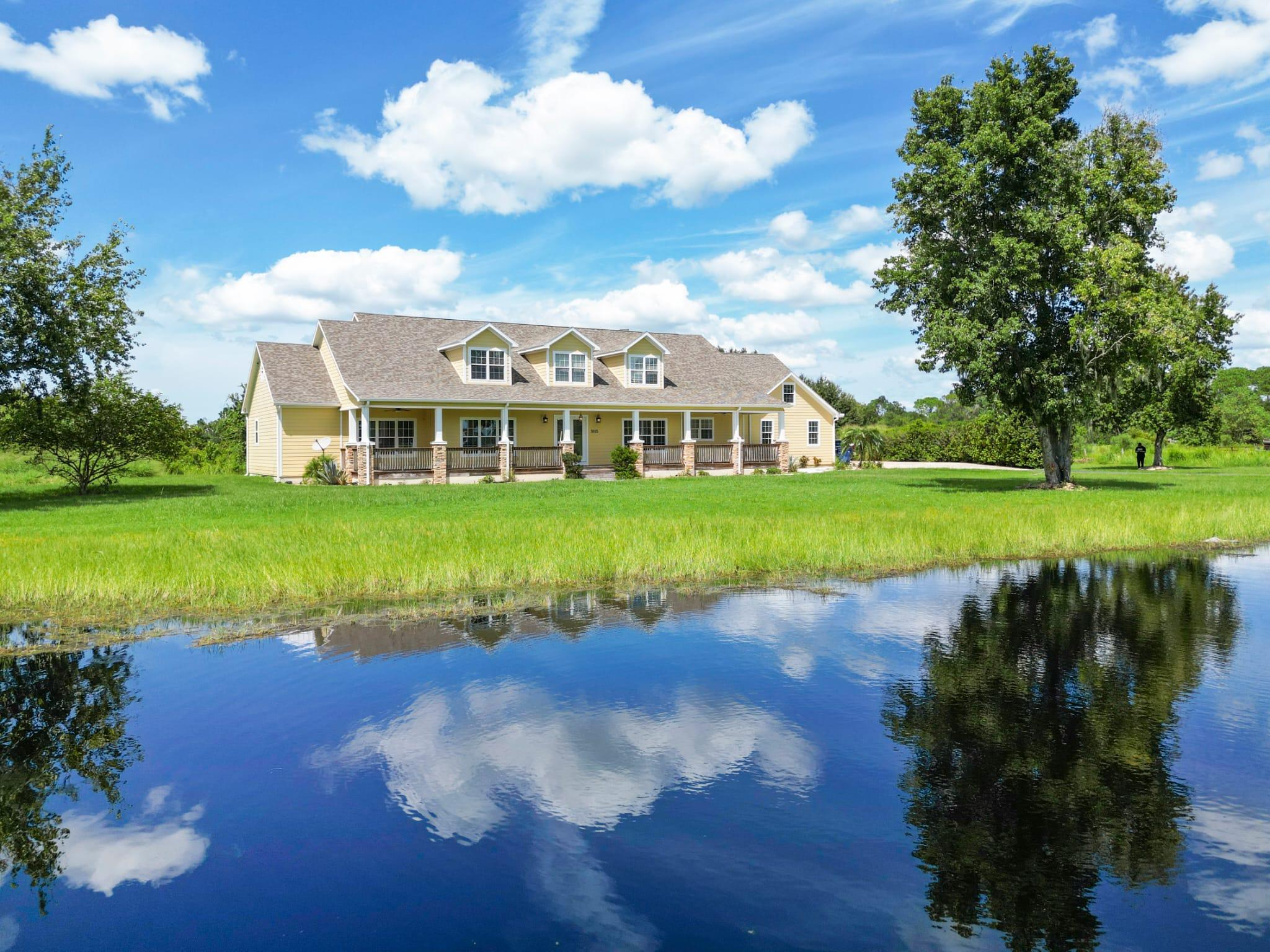 The lakeside grounds of Park Manor Recovery's estate in Avon Park, Florida