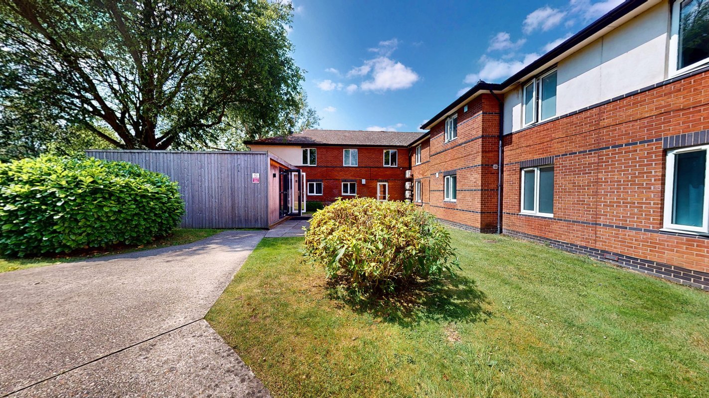 Sanctuary Lodge — Essex, UK