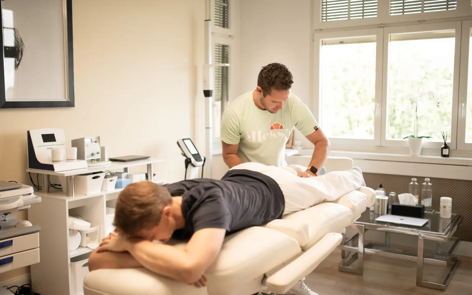 Paracelsus Recovery — setting