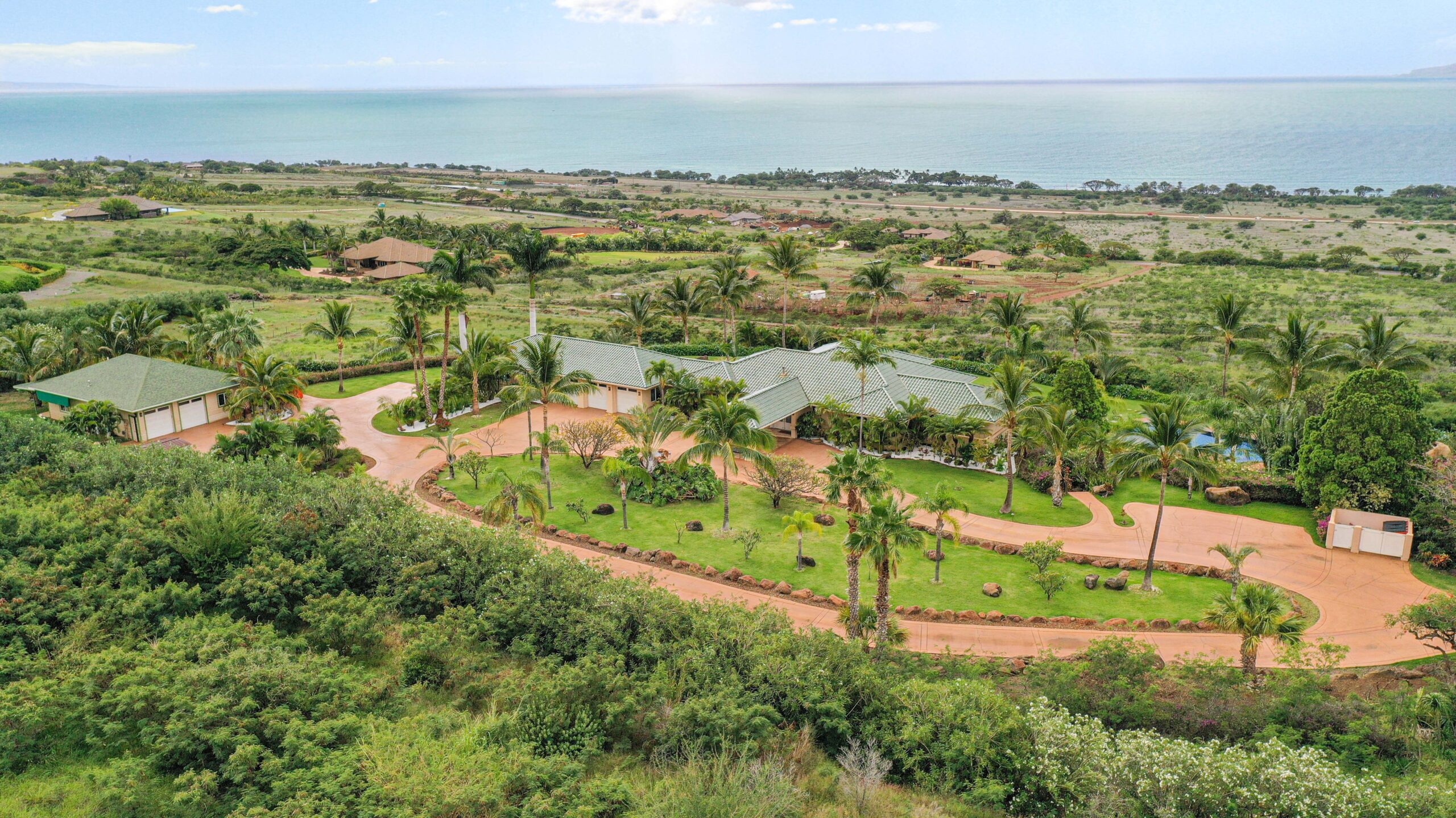 Maui Recovery — property, interiors and grounds (12 of 38)