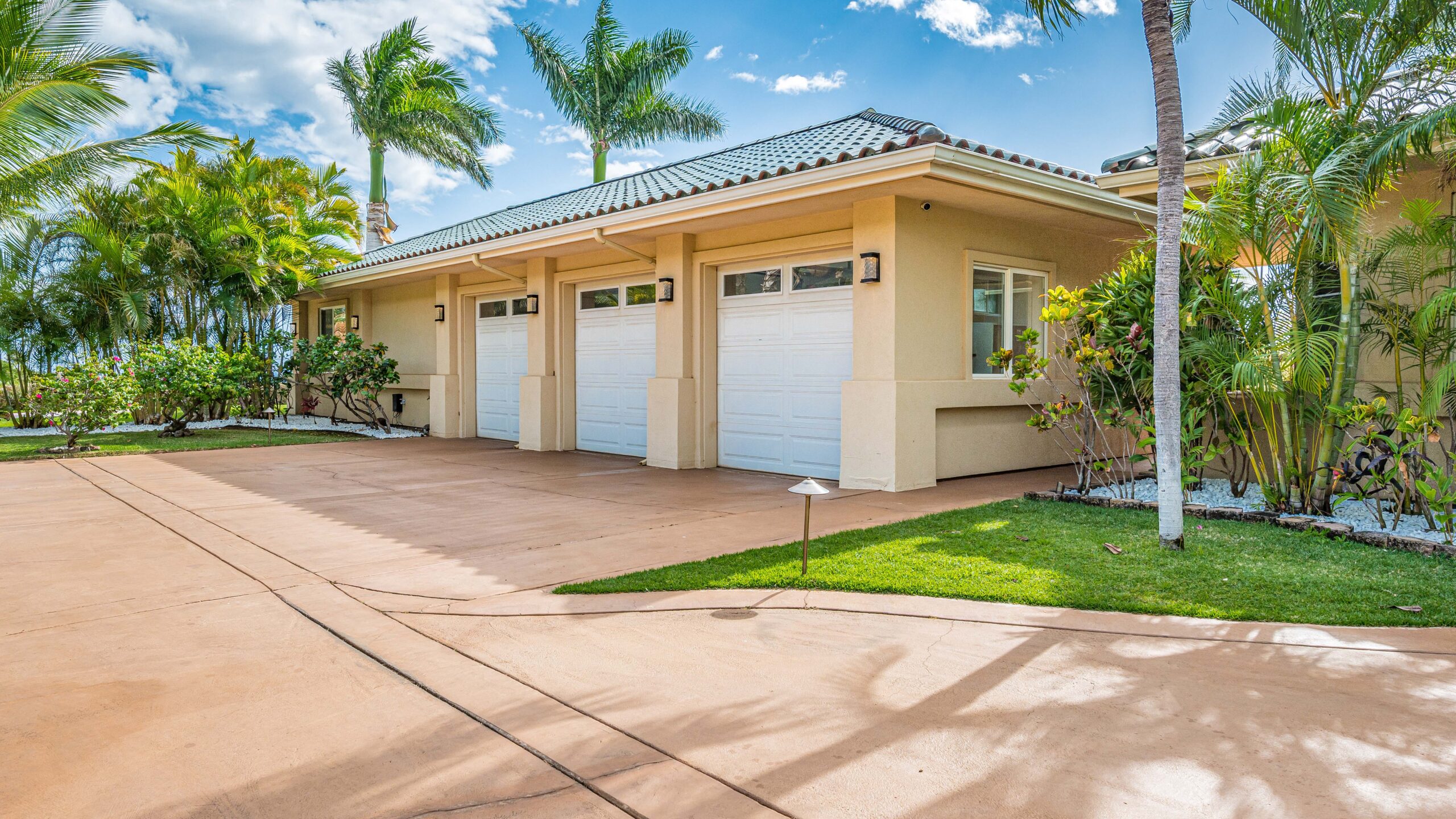 Maui Recovery — property, interiors and grounds (15 of 38)